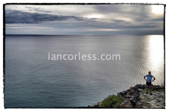 After 7 hours on the trail, with just 1 hour to go we get to see the sun disappear.