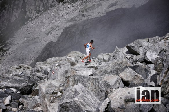 ©copyright .iancorless.com.iancorless.orgP1060017trofeokima