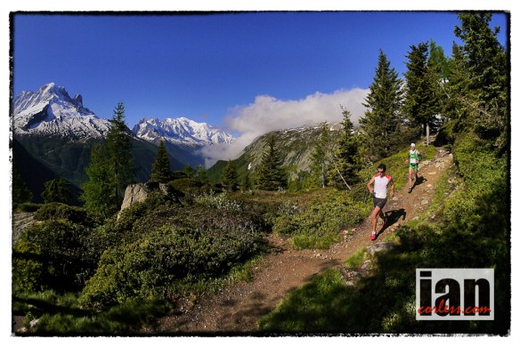 ©copyright .iancorless.com.Skyrunning