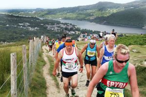 ©Robert Parry-Jones