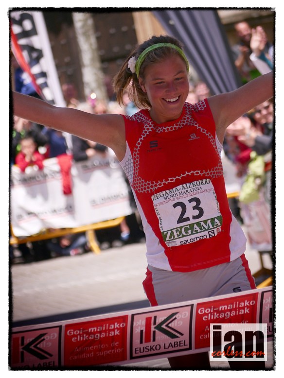 Emelie Forsberg Zegama 2013 ©iancorless.com