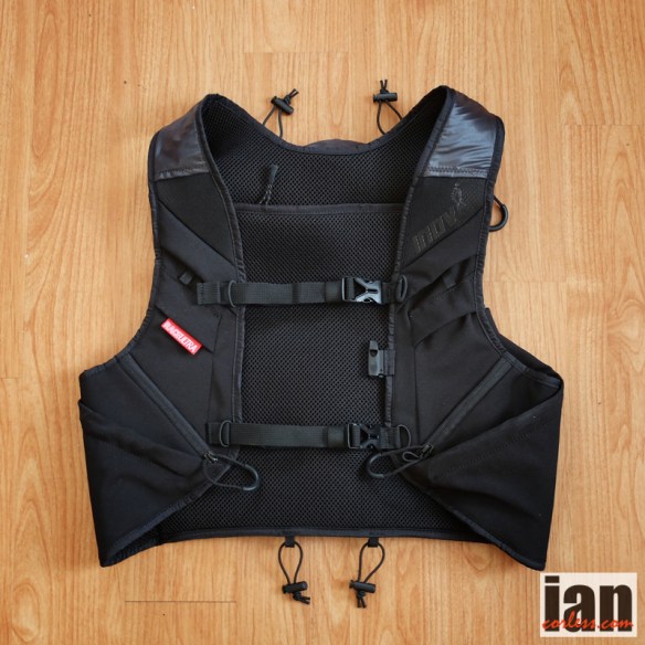 ©iancorless.com_S0152108RaceUltraVest2015
