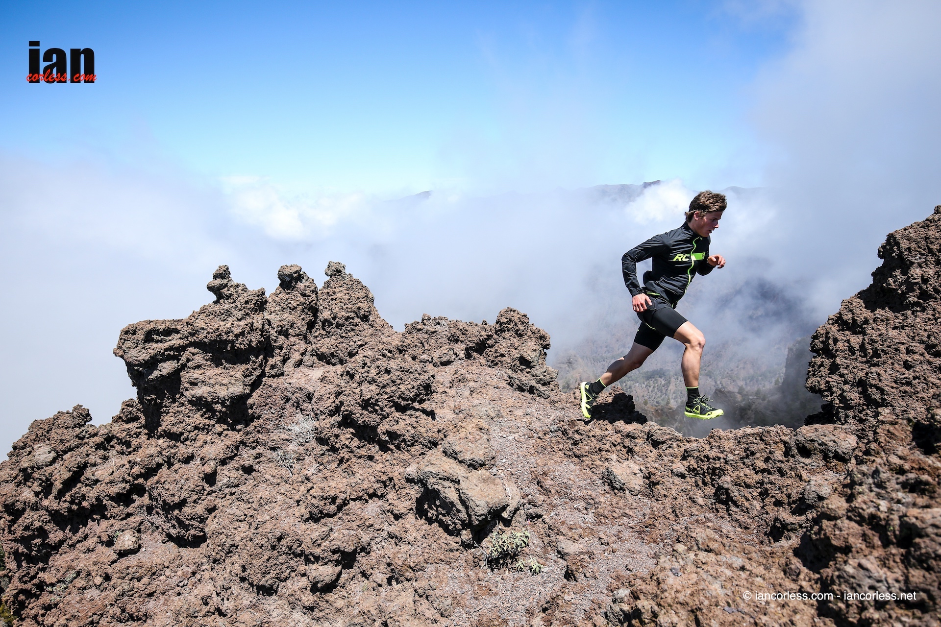 scott_running_rc_shoot_lapalma_iancorless282